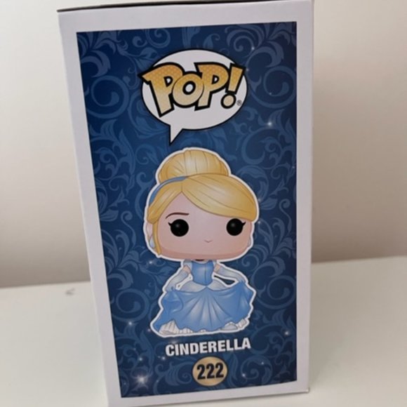 Funko Pop Princess Cinderella 222 and Universal Studios Japan popcorn bucket - Picture 7 of 9